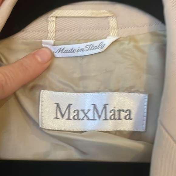 Gorgeous Max Mara, lightweight jacket, absolutely stunning, and classic - Picture 2 of 8